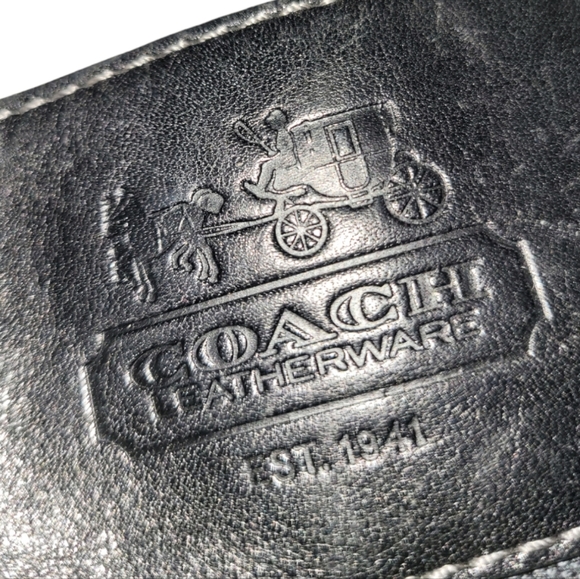 Black Medium Sized COACH Purse - Picture 3 of 7